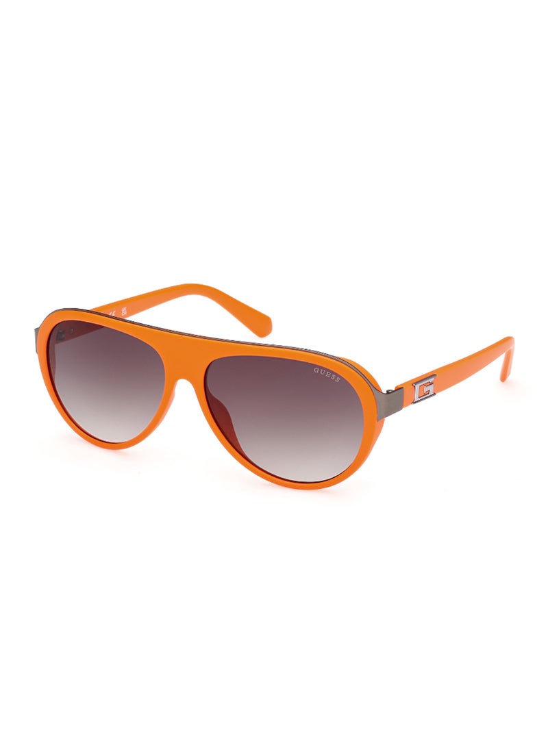 GUESS Men's UV Protection Pilot Shape Plastic Sunglasses GU0012543P60 - Lens Size: 60 Mm - Matte Orange - Image 1