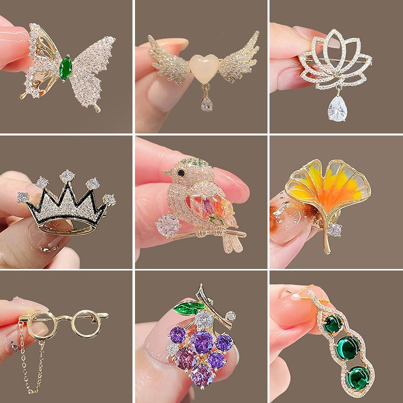 New Cartoon Cartoon Corsage Brooch Advanced Sense Niche Light Luxury Pin Collar Pin Anti-Running Light Buckle Suit Accessories - Image 4