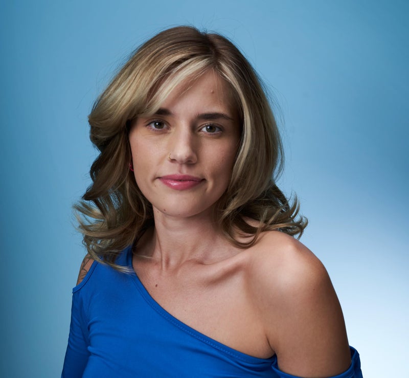 OSiS+ Volume Up Volumizing Texturizing Booster Spray, 8.9 oz â€“ Lightweight Flexible Textured Volume with Natural Movement â€“ Heat Protection and Vegan Formula - Image 2