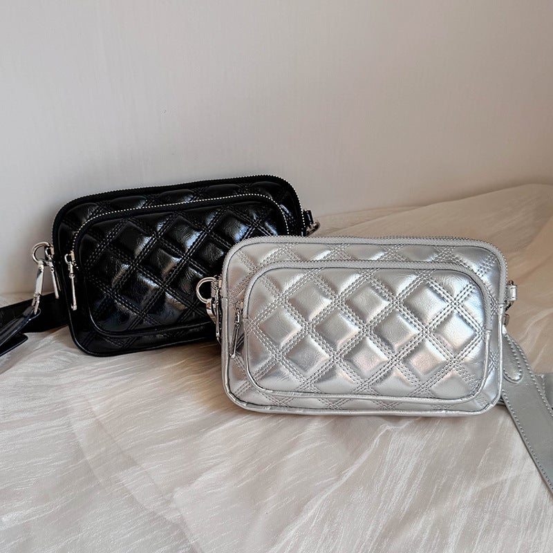 Diamond Quilted Chain Crossbody Bag - Image 2