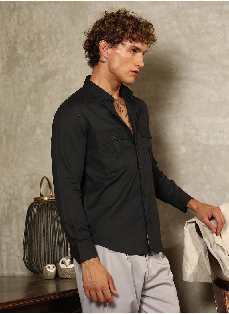 Campus Sutra Campus Sutra Men's Onyx Black Button-Down Utility Shirt For Casual Wear | Spread Collar | Long Cuffed Sleeves | Button Closure | Shirt Crafted With Comfort Fit For Everyday Wear  - Image 3