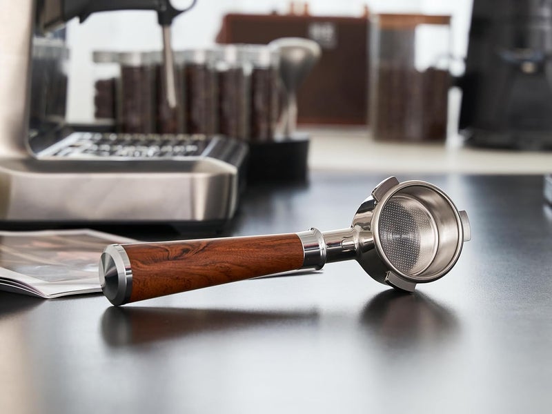 مرشح قهوة بقاع مفتوح قطر 54 مم | يناسب آلات Breville | مصنوع من فولاذ مقاوم للصدأ ومقبض من خشب الخوخ | إكسسوارات لآلات الإسبريسو - Image 5