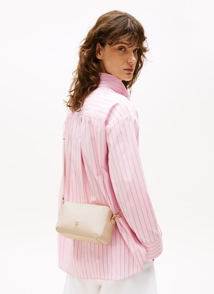 تومي هيلفيغر حقيبة كروس بودي بمقبض علوي وسحاب - Image 2