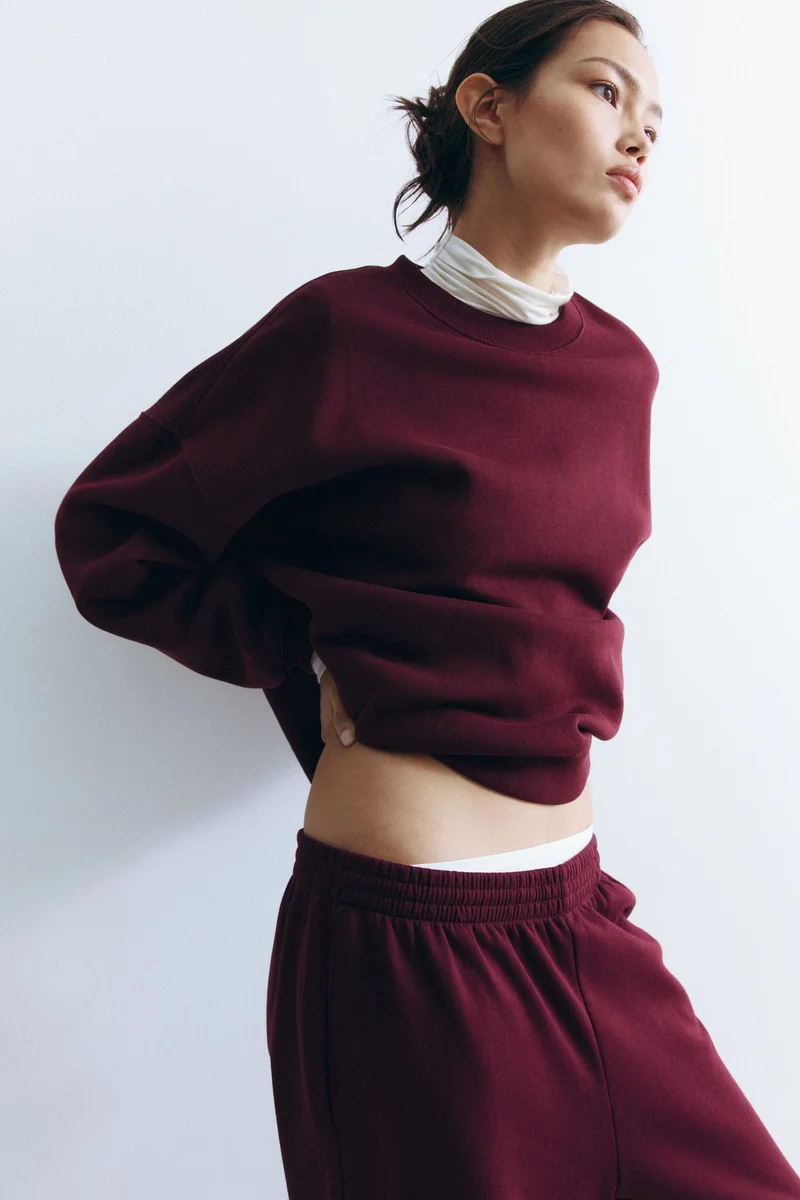 اتش اند ام سويت شيرت بقصّة فضفاضة