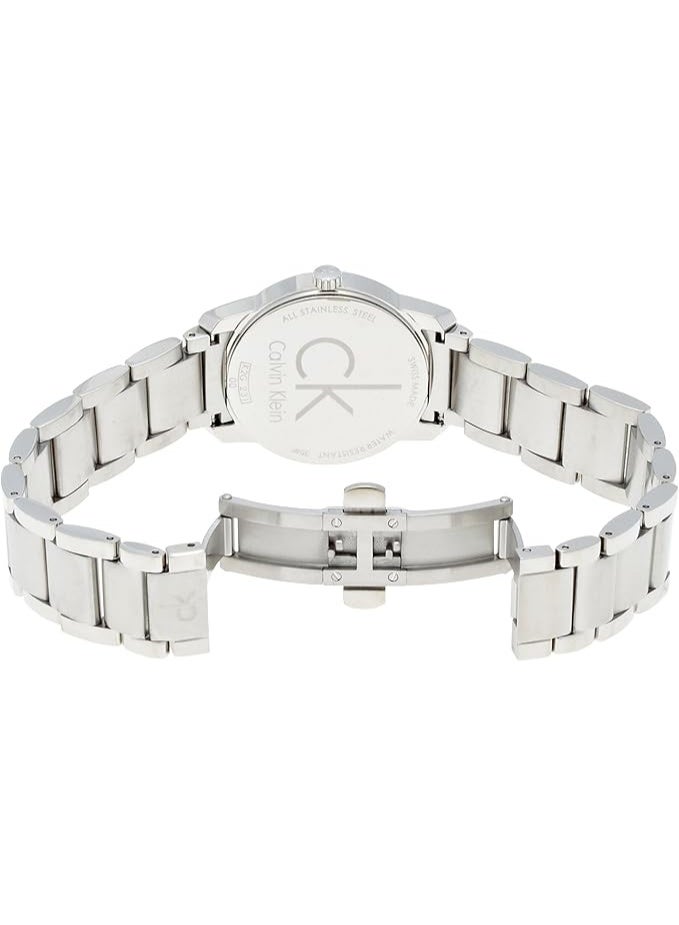 كالفن كلاين ساعة نسائية أنيقة من Calvin Klein – موديل K2G23126 City Lady بقرص فضي وسوار معدني - Image 3