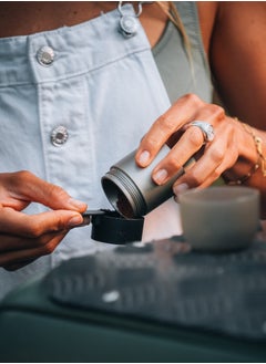واكاكو MINIPRESSO GR2 - ماكينة إسبريسو محمولة للقهوة المطحونة، صديقة للبيئة، مصنوعة باستخدام الكتلة الحيوية، استخلاص قوي بقوة 18 بار، خفيفة الوزن للغاية، نظام خزان مياه متكامل  - Image 3