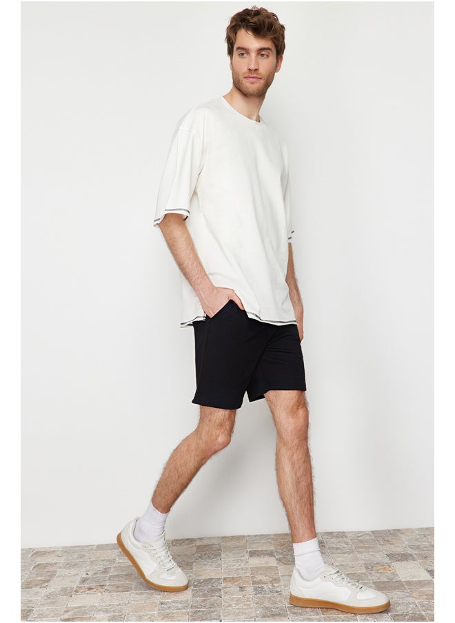 trendyol - Black Regular/Normal Fit Basic Shorts TMNSS24SR00026 - Image 1