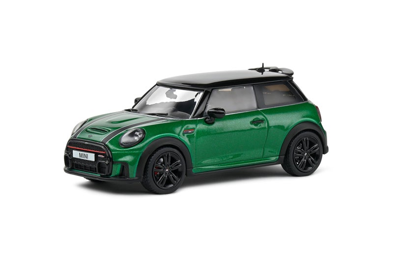 Solido 1:43 Mini Cooper John Works Green 2023 - Image 1