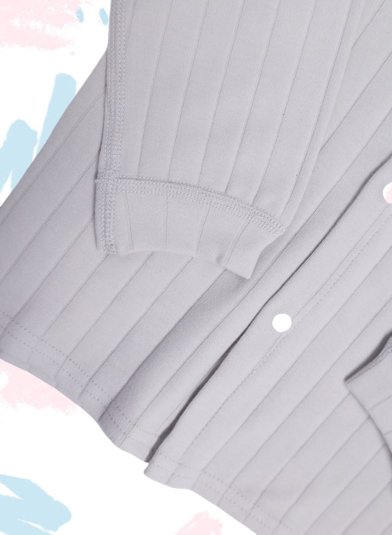 Unisex Organic Cotton Baby 2-Piece Set: Button-Up Top & Elastic Waist Pants for 6-24 Months - Daycare & Play  - Image 4