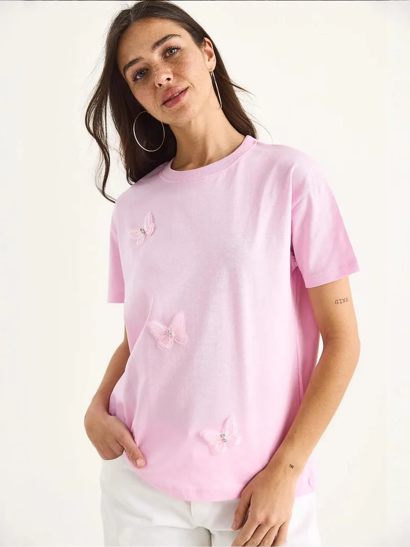 Bianco Lucci LUCCI Embroidered Crew Neck Short Sleeve T-Shirt