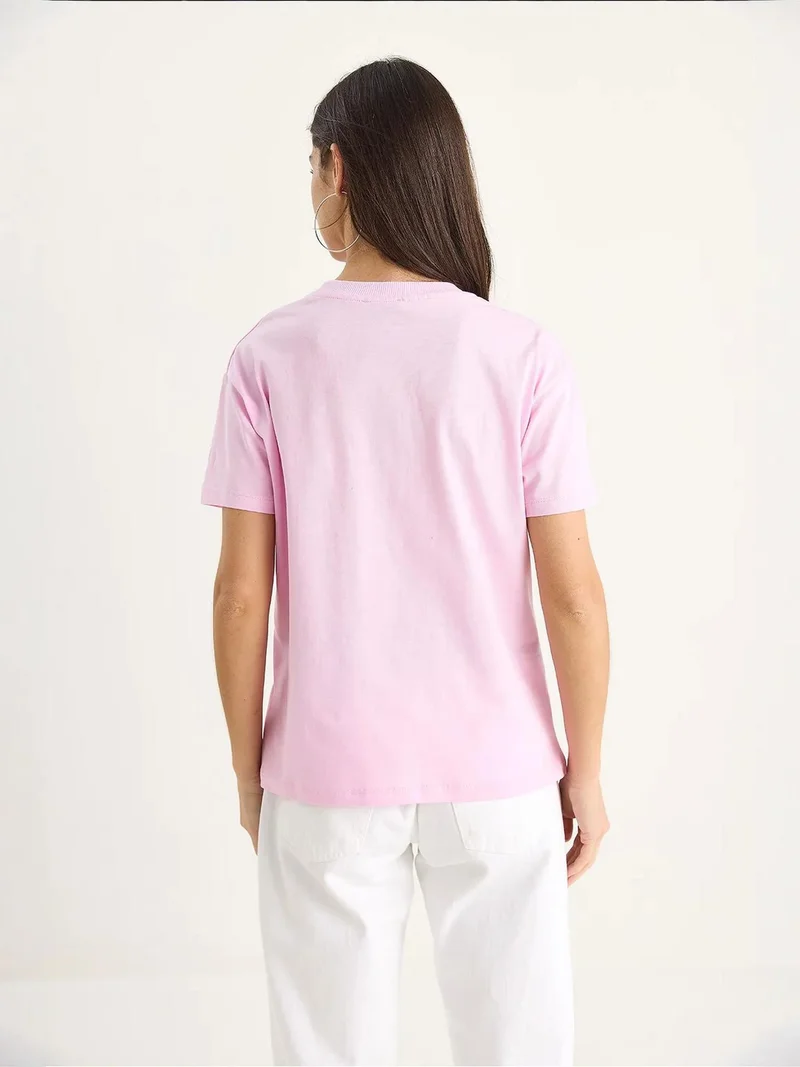 Bianco Lucci LUCCI Embroidered Crew Neck Short Sleeve T-Shirt