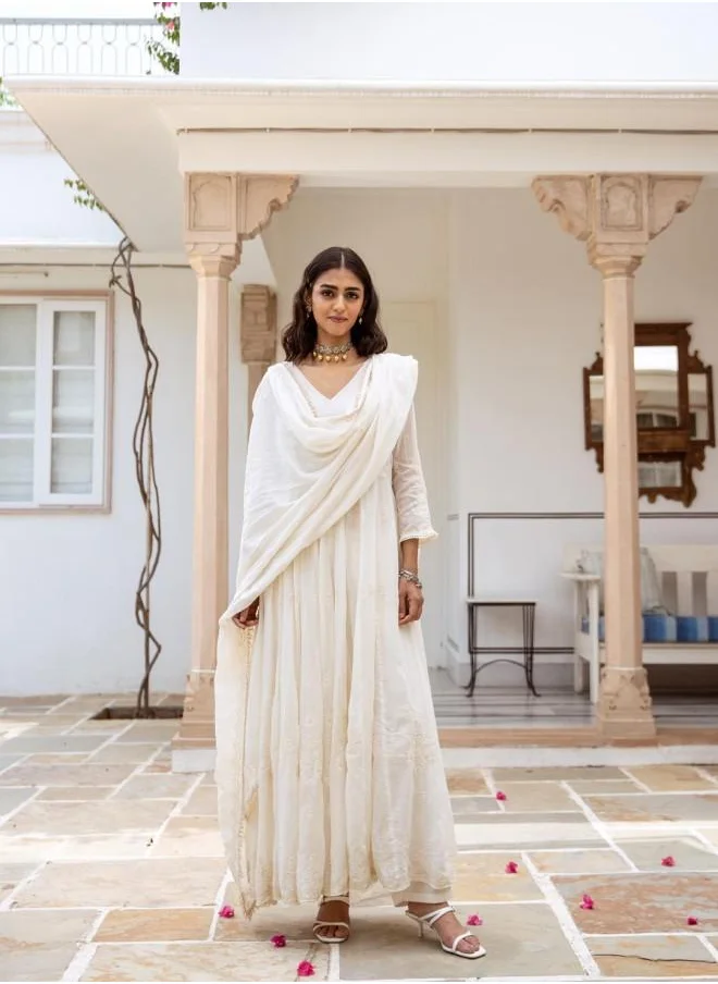 ISHIN Festive Women Off White Cotton Kurta Set with Embroidered pattern Tunic and Palazzo features a Round neckline and Three-Fourth Sleeve secured with Elastic closure and styled in Straight Fit ideal for Festive moments — perfect for fashion-forward occasions.