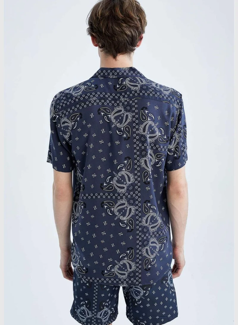 ديفاكتو Regular Fit Short Sleeve Printed Viscose Shirt