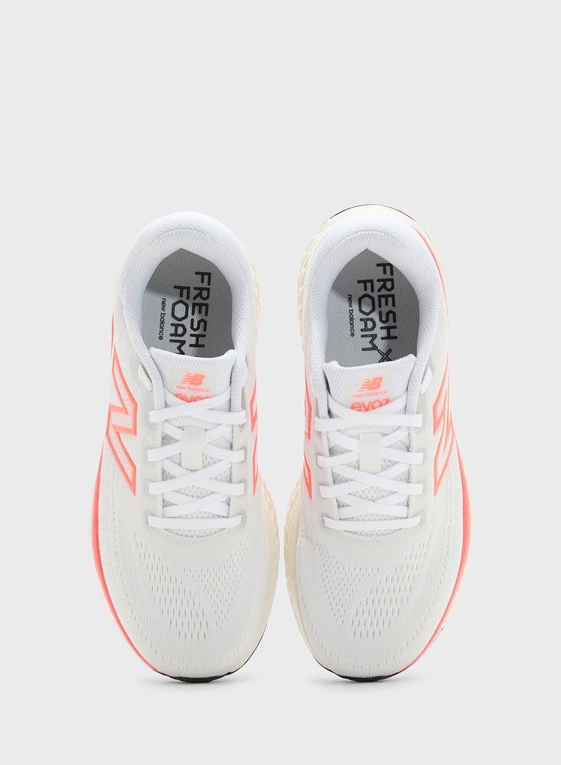 New Balance EVOZ  - Image 4