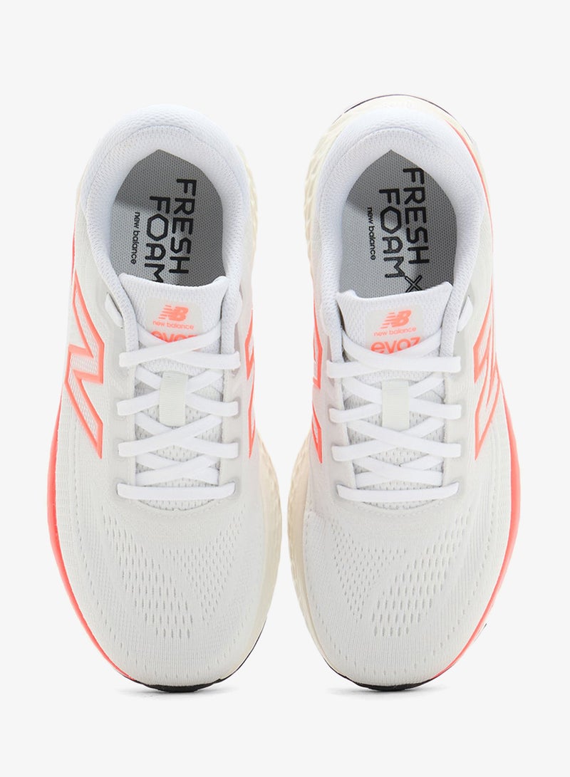New Balance EVOZ  Running Shoes - Image 4