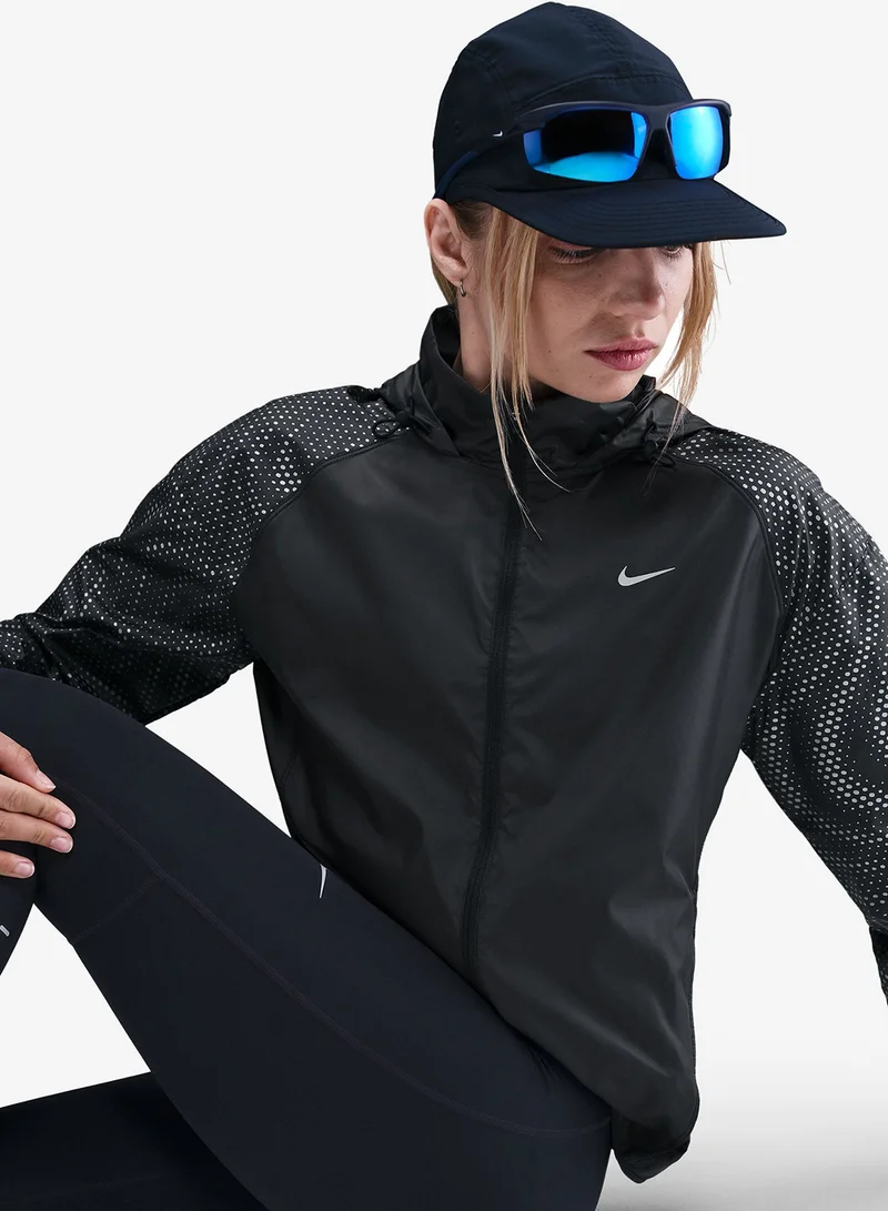 Nike BLACK/(REFLECTIVE SILV) Tempo Repel Flash Jacket for Women | Best Price UAE
