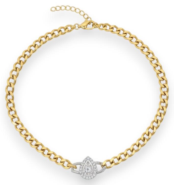 كوليه بسلسلة عريضة مطلية باللون الذهبي ، تتخللها تعليقة على شكل دمعة أو قطرة كمثرية. تتألق بلون فضي لامع - مع وصلات إضافية لضبط المقاس. - Image 1