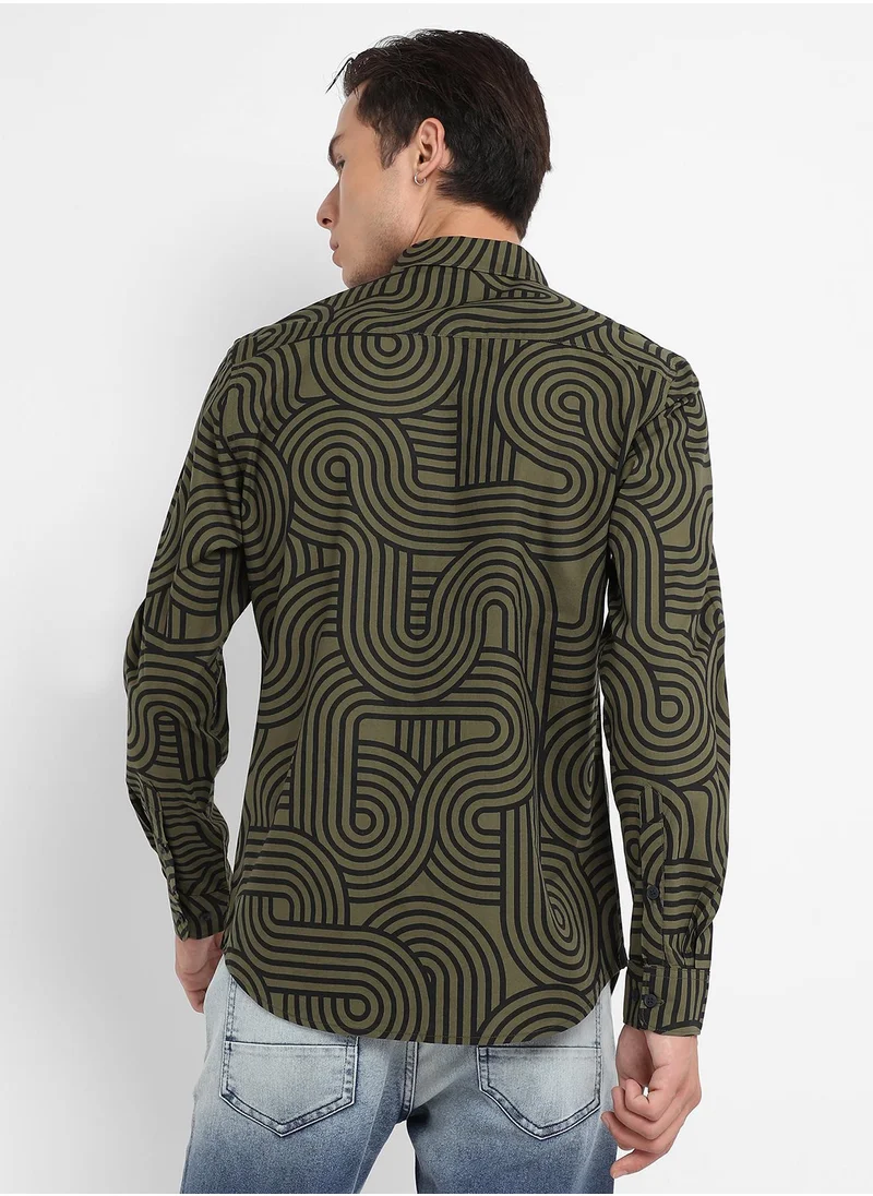 Campus Sutra Men's Olive Green Parallel Swirl Shirt