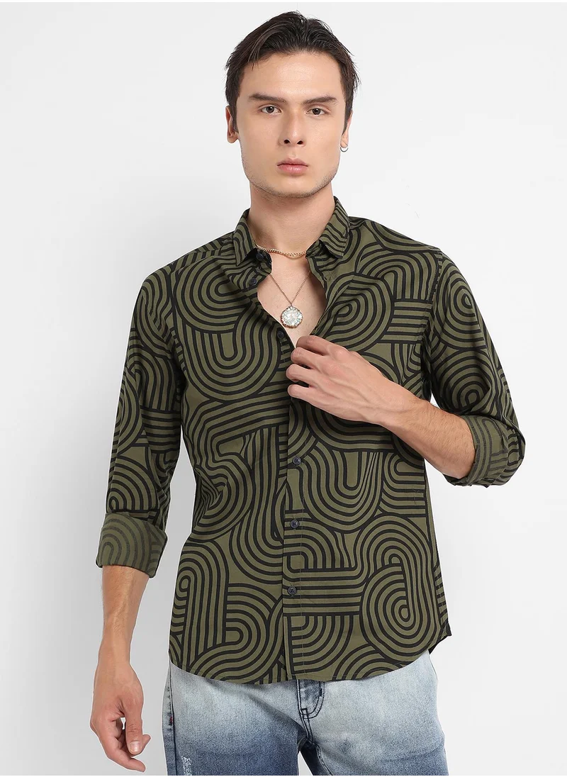 Campus Sutra Men's Olive Green Parallel Swirl Shirt