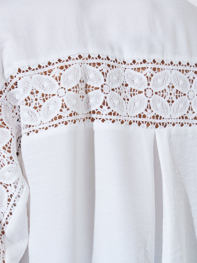 Styli White Lace Trim Oversized Casual Shirt - Image 4