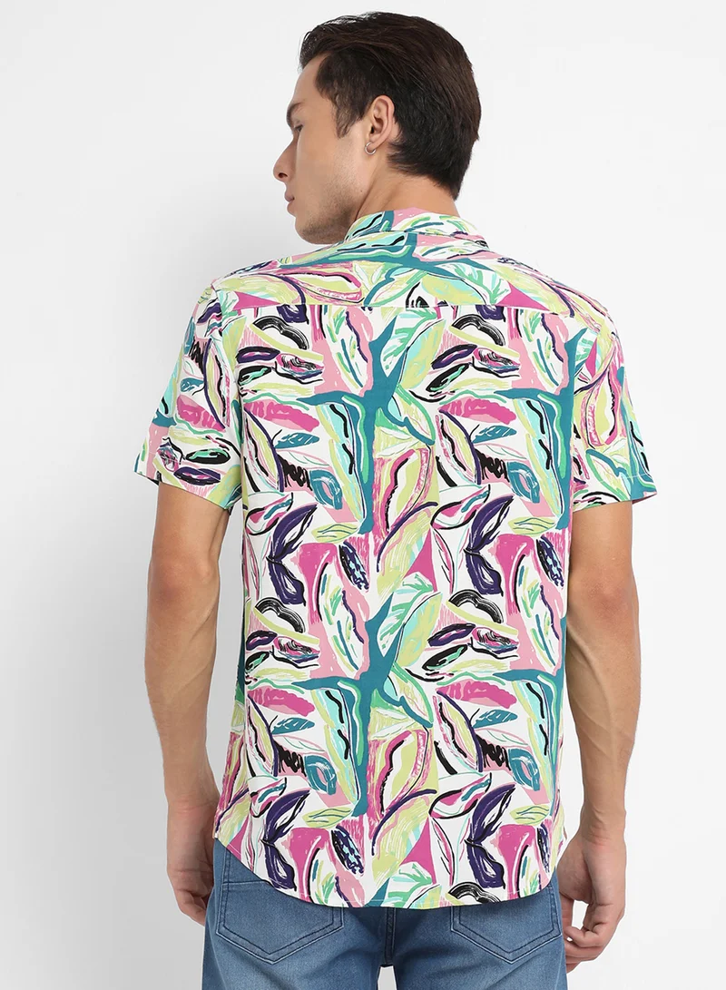 كامبوس سوترا Men's Pink & Green Abstract Foilage Shirt