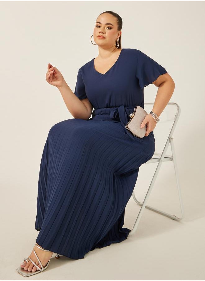 Styli - Plus Size Pleated Short Sleeves A-Line Maxi Dress - Image 1
