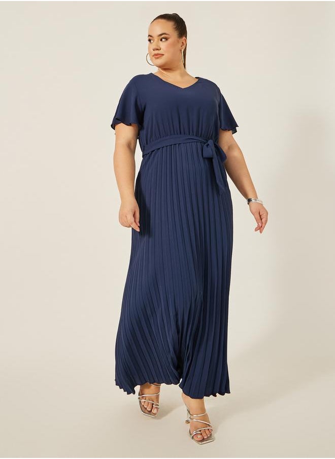 Styli - Plus Size Pleated Short Sleeves A-Line Maxi Dress - Image 1
