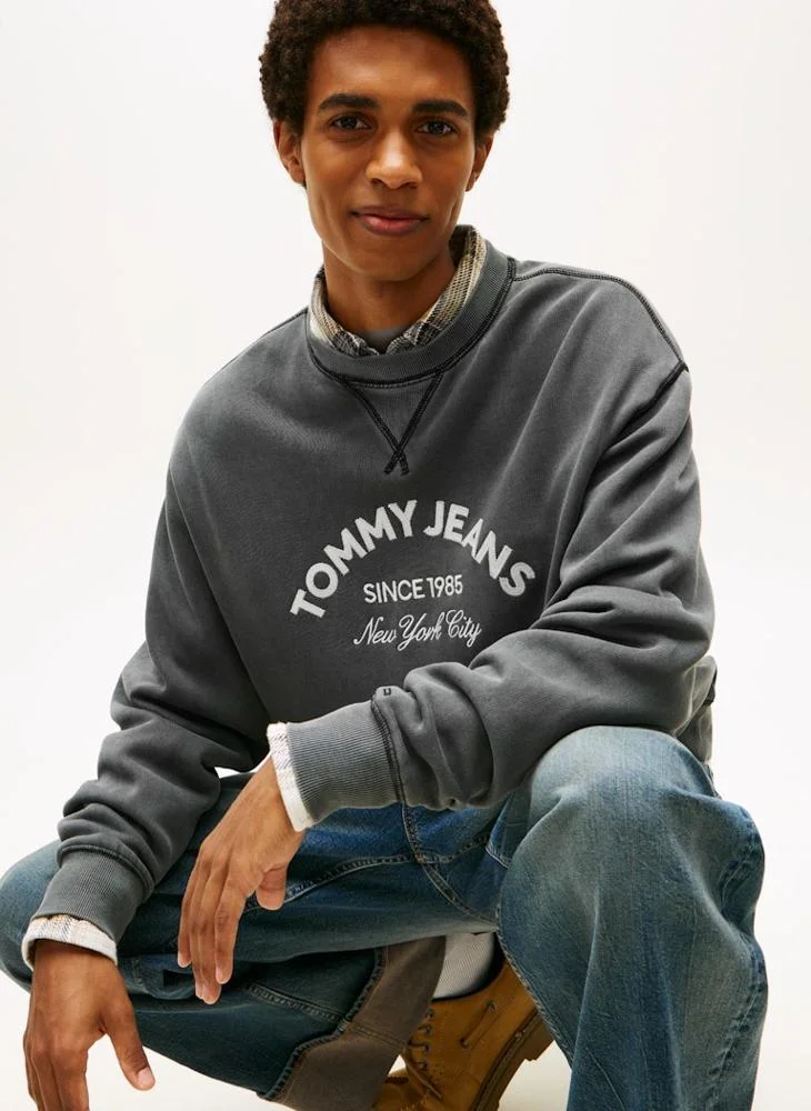 TOMMY JEANS  Arch Logo Appliqué Washed Sweatshirt for Men | Best Price UAE