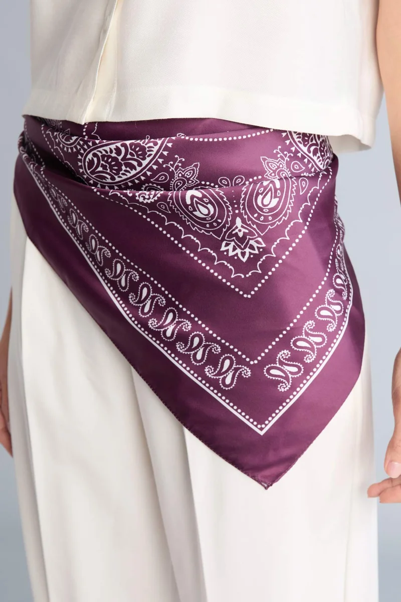 ديفاكتو Woman Printed Satin Scarf