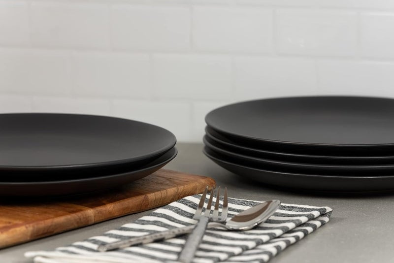 DECOR VIBES Melamine 6 Black Dinner Plates, Dinner Plates for Snacks, Dinnerware Gift for Dewali (Matt Black, 10 Inch, Pack of 6) - Image 4
