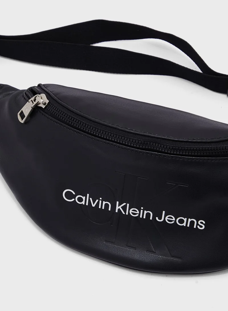 Calvin Klein Jeans Mid Zip Messenger Bag