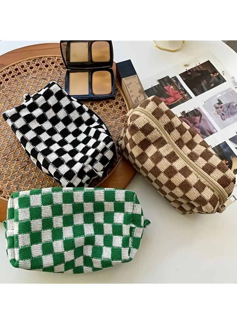 ORiTi Checkered Kinitted Cosmetic Bag Makeup Pouch Roomy Zipper Pouch Portable Travel Toiletry Bag Organizer - Blue - Image 4