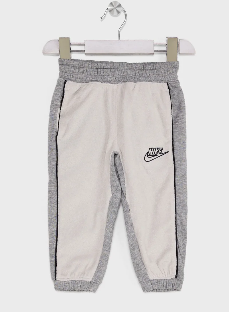 Nike Kids Essential Tracksuit Set
