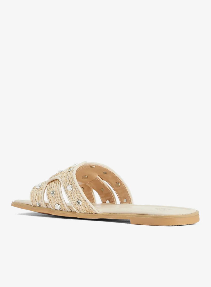 ELLA Flat Sandal With Pearl Strap