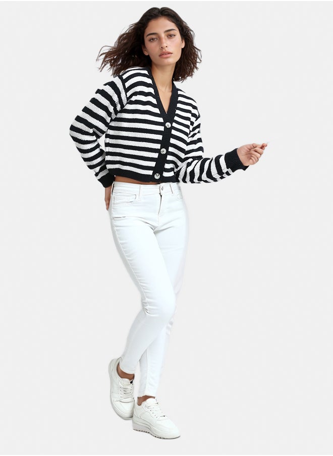 Feminine Striped Knitted Cardigan - pzsku/ZF2D121E3DCE2042C896FZ/45/_/1738746548/1dbdbbb0-50e7-4176-9866-2cfbeefb5cd1