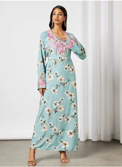 Hayat Jalabiya With Heart Floral Shaped Embroidery With Belt
