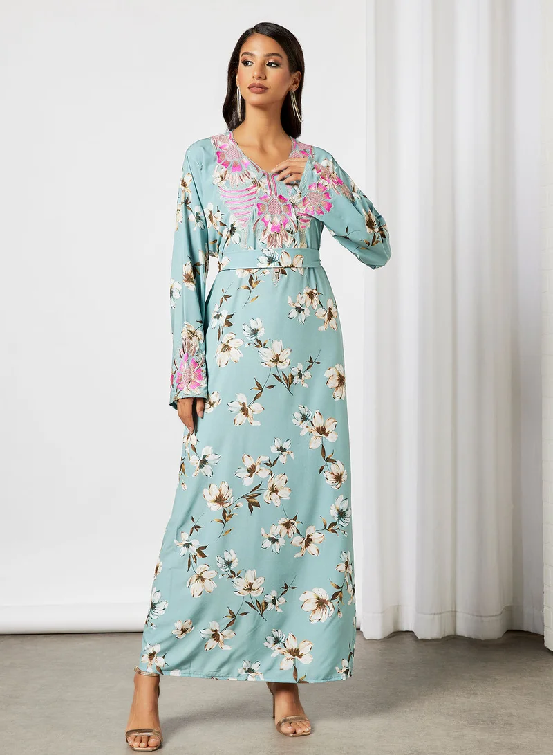 Hayat Jalabiya With Heart Floral Shaped Embroidery With Belt