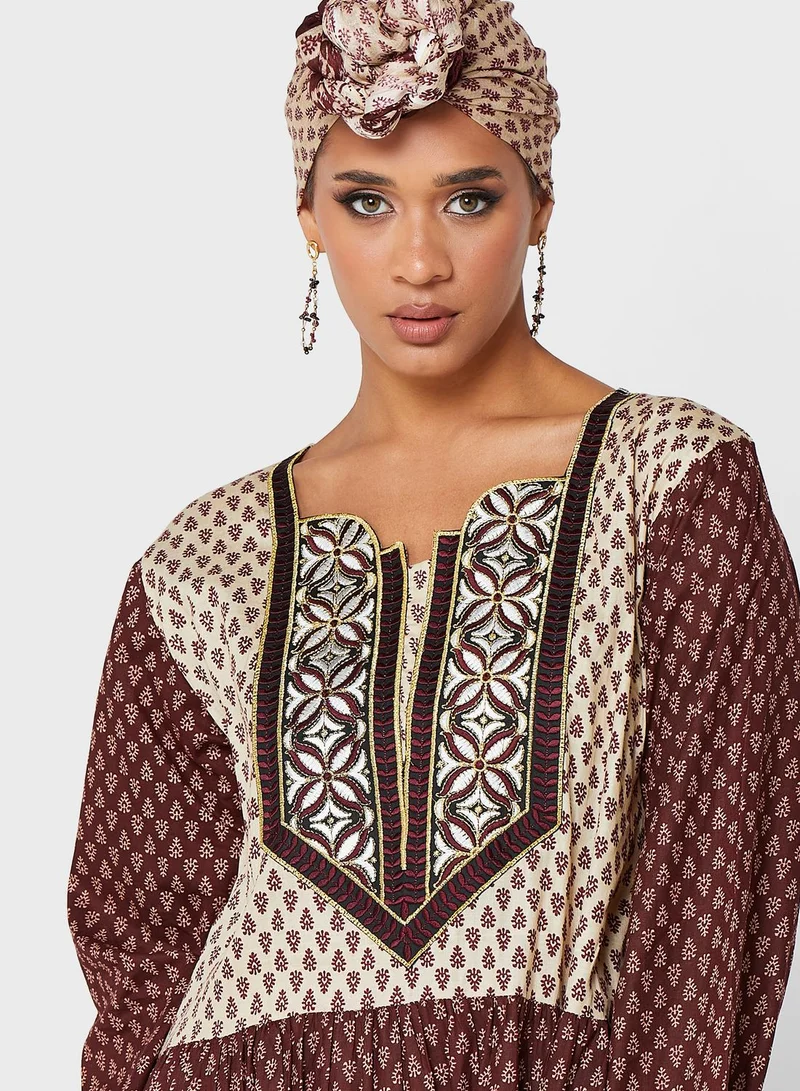 ARABIAN CLOSET Color Block Knitted Jalabiya