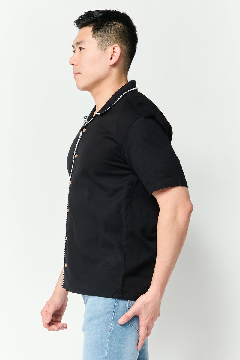 Threadbare Men Relaxed Fit Short Sleeve Textured Casual Shirt, Black - Image 3