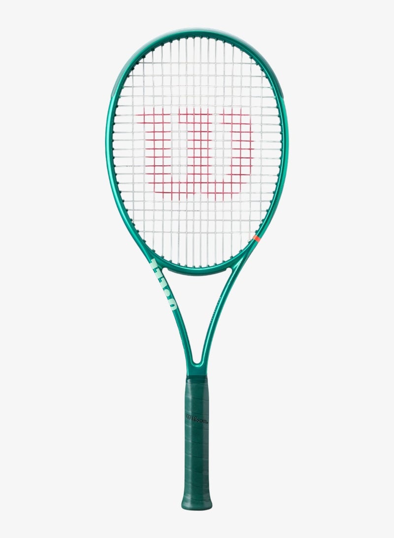 Wilson Blade 98 16x19 V10 Tennis Racket - Image 1
