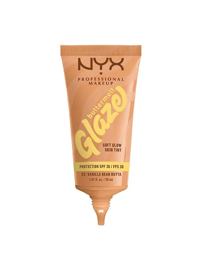 NYX PROFESSIONAL MAKEUP NYX Professional Makeup Buttermelt Glaze Soft Glow Skin Tint + SPF/FPS 30, Foundation, 12h Wear, Vanilla Bean Butta