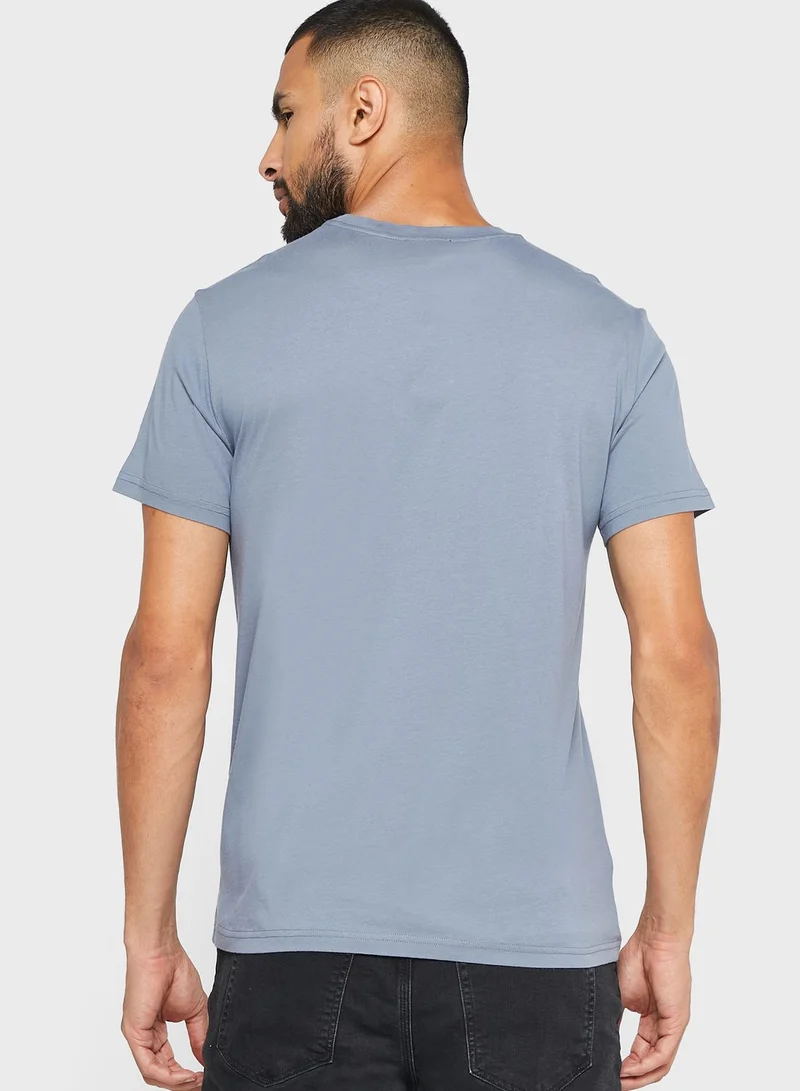 EMPORIO ARMANI Chest Logo Crew Neck T-Shirt