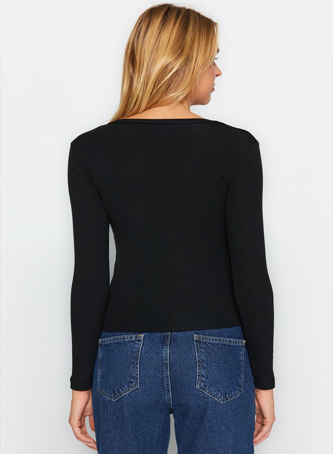 trendyol Black Premium Soft Fabric V-Neck Fitted Stretchy Knitted Blouse - Image 5