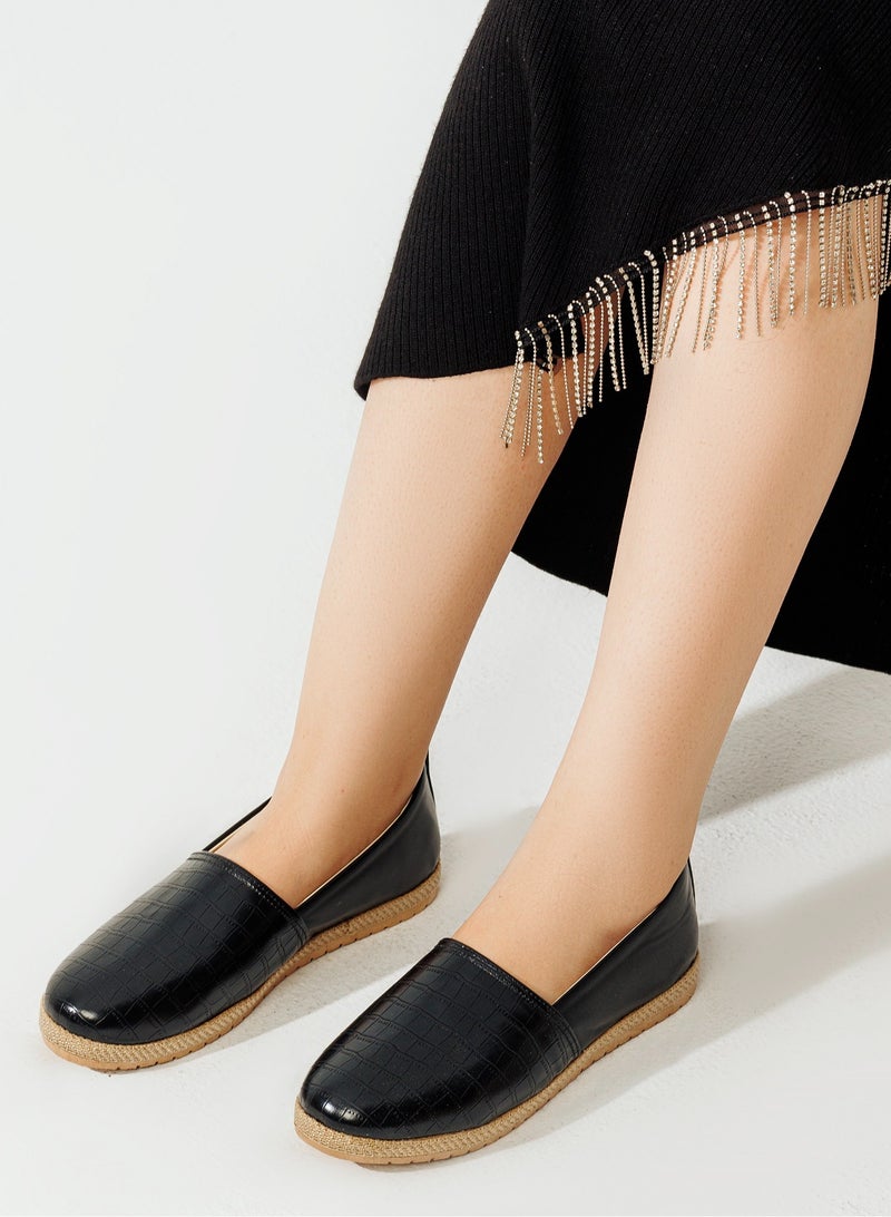 BN-58  Lifestylish  بلارينا جلد  انيقه  فلات - اسود