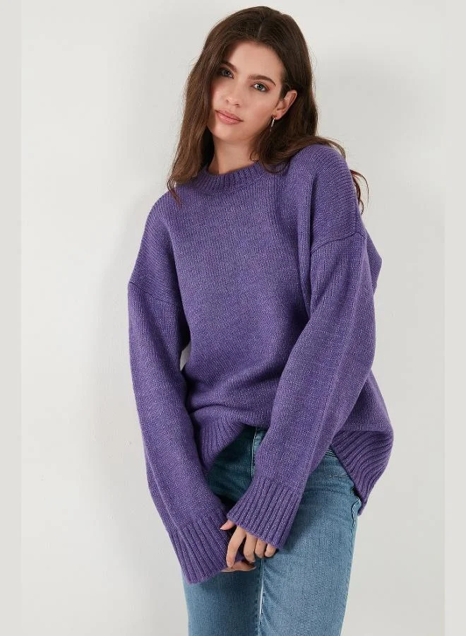 ليلا كنزة نسائية أساسية بياقة دائرية وقصة عادية من ليلا