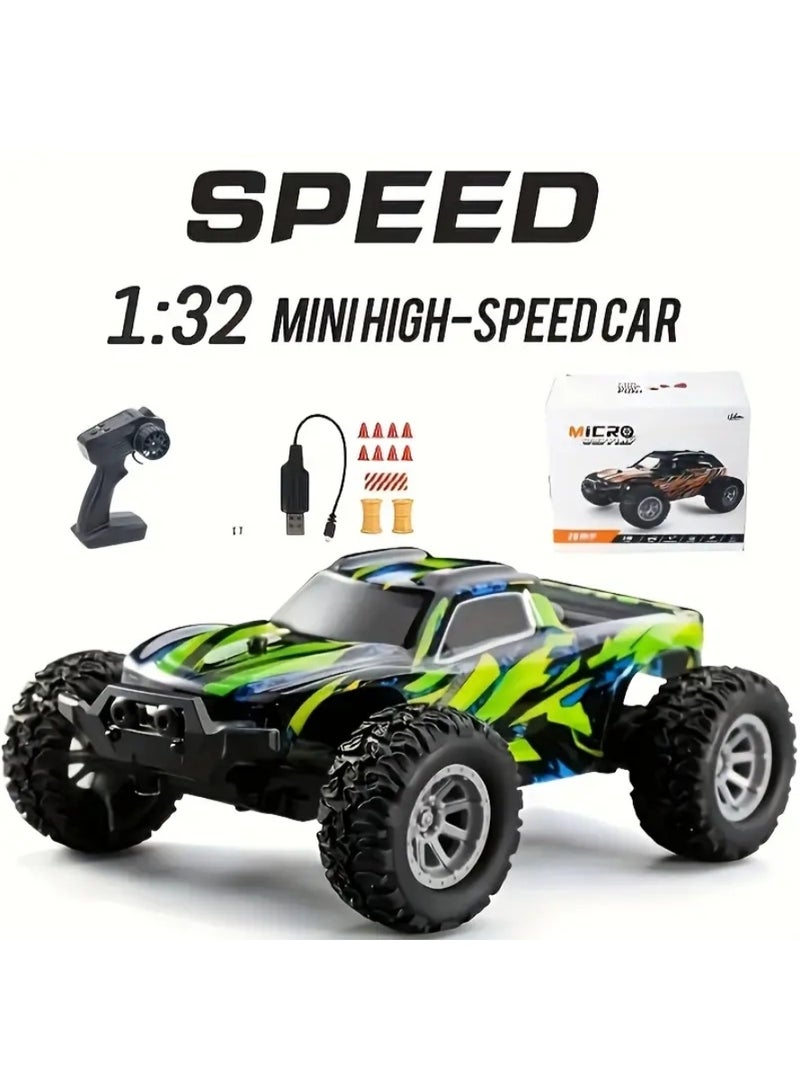 هذه السيارة اللعبة عالية السرعة التي تعمل بالتحكم عن بعد والمخصصة للطرق الوعرة، هي شاحنة صغيرة عالية السرعة تعمل بالتحكم عن بعد بمقياس 1:32، وتتميز بخاصية الانجراف. وهي مزودة بإطارات مطاطية كبيرة مضادة للصدمات، وتناسب جميع أنواع التضاريس، مما يجعلها لعبة سيارة سباق مثالية تعمل بالتحكم عن بعد للأطفال والكبار. - Image 1