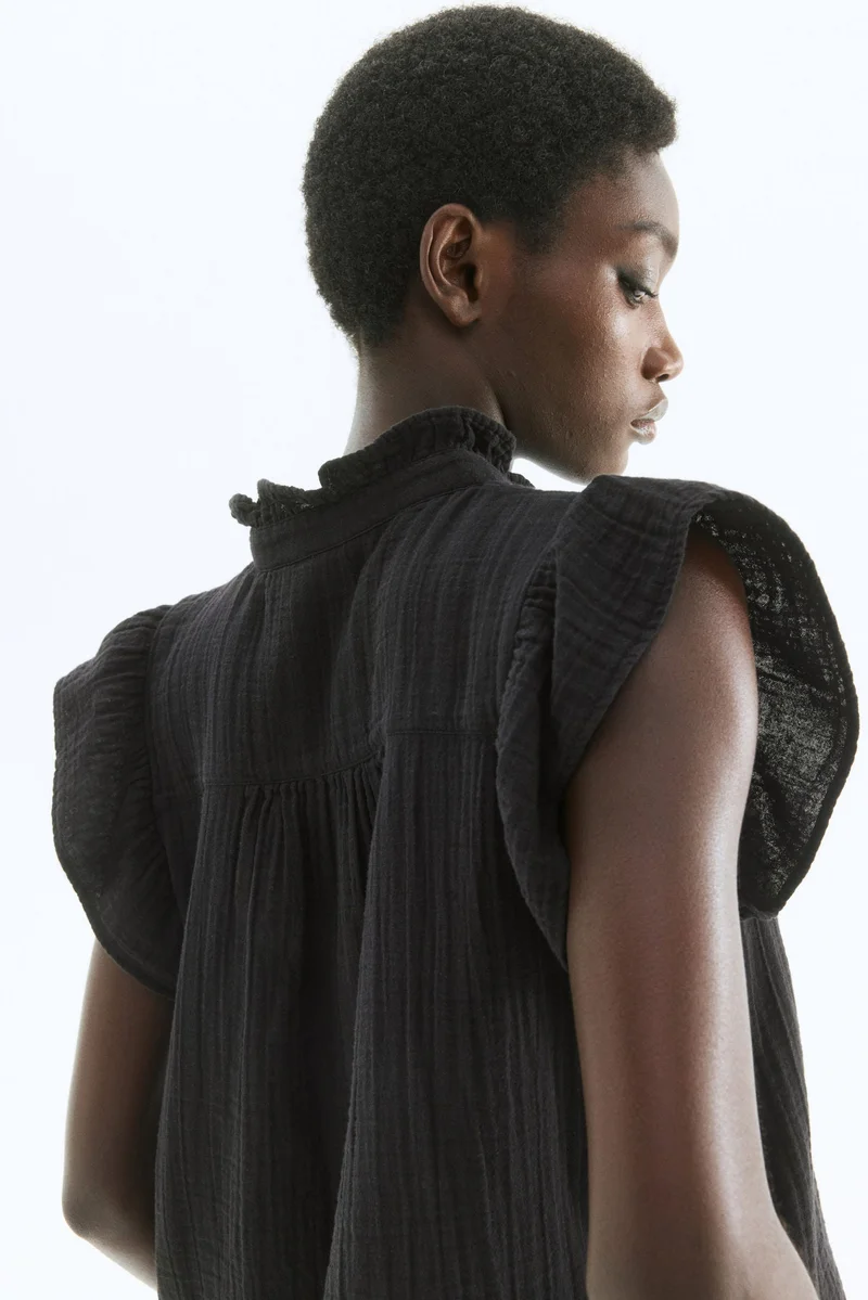 H&M Flutter-sleeved muslin blouse