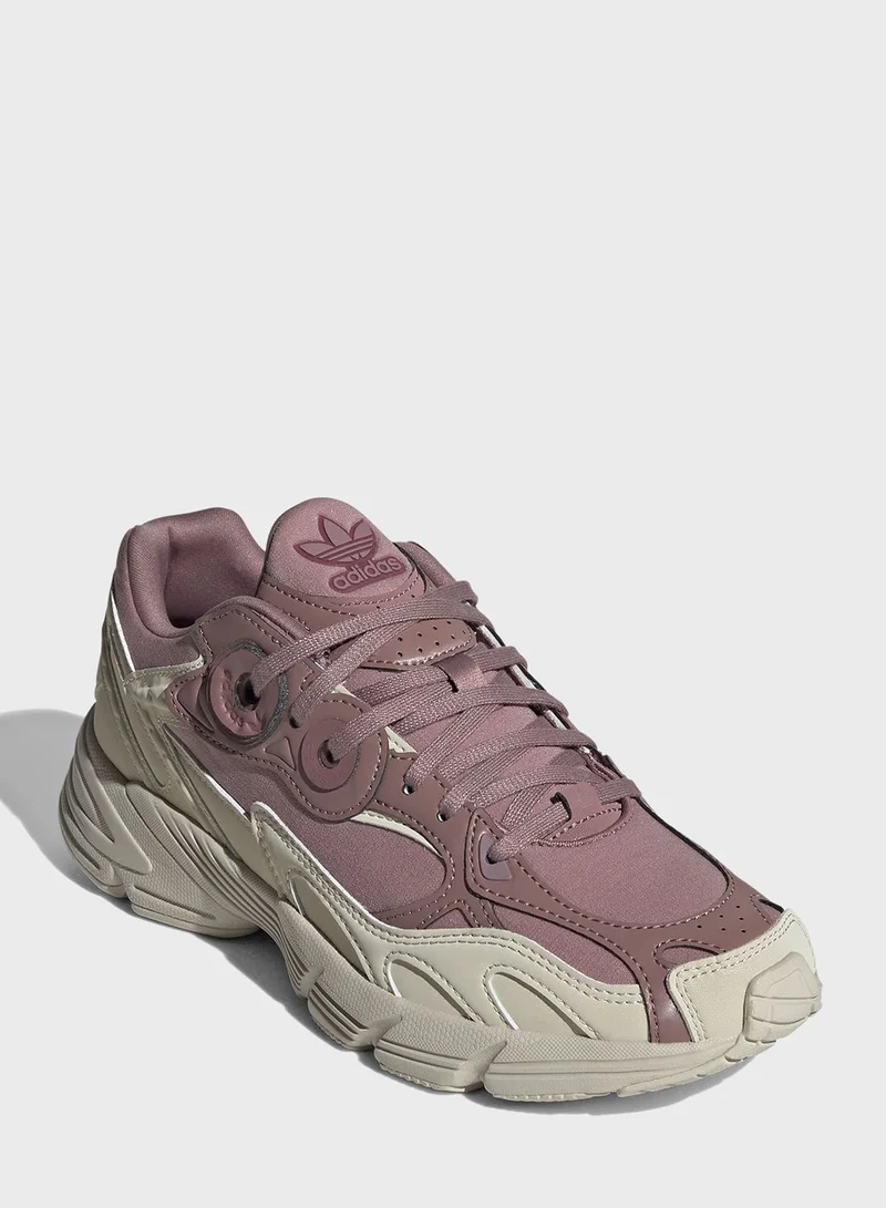 adidas Originals Astir