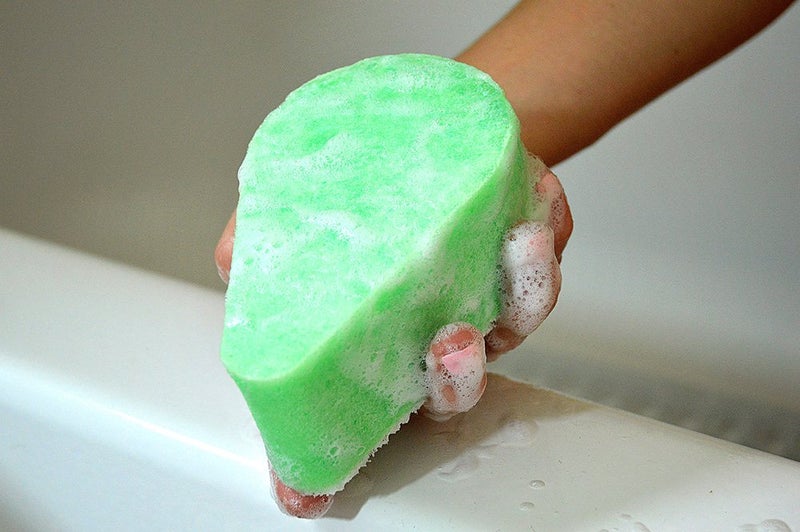 spongeables Spongeables Anti Cellulite Body Wash in a 20+ Wash Sponge, Fresh Aloe, 1 Count - Image 3