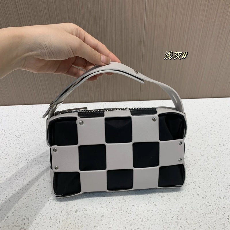 Niche Women'S Bag New Model Checkerboard Handbag Underarm Bag Korean Style Single Shoulder Crossbody Bag Commuter 2024 Tote - Image 3